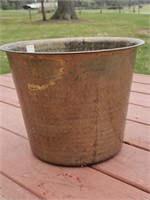 VINTAGE 10 INCH COPPER BUCKET / PLANTER