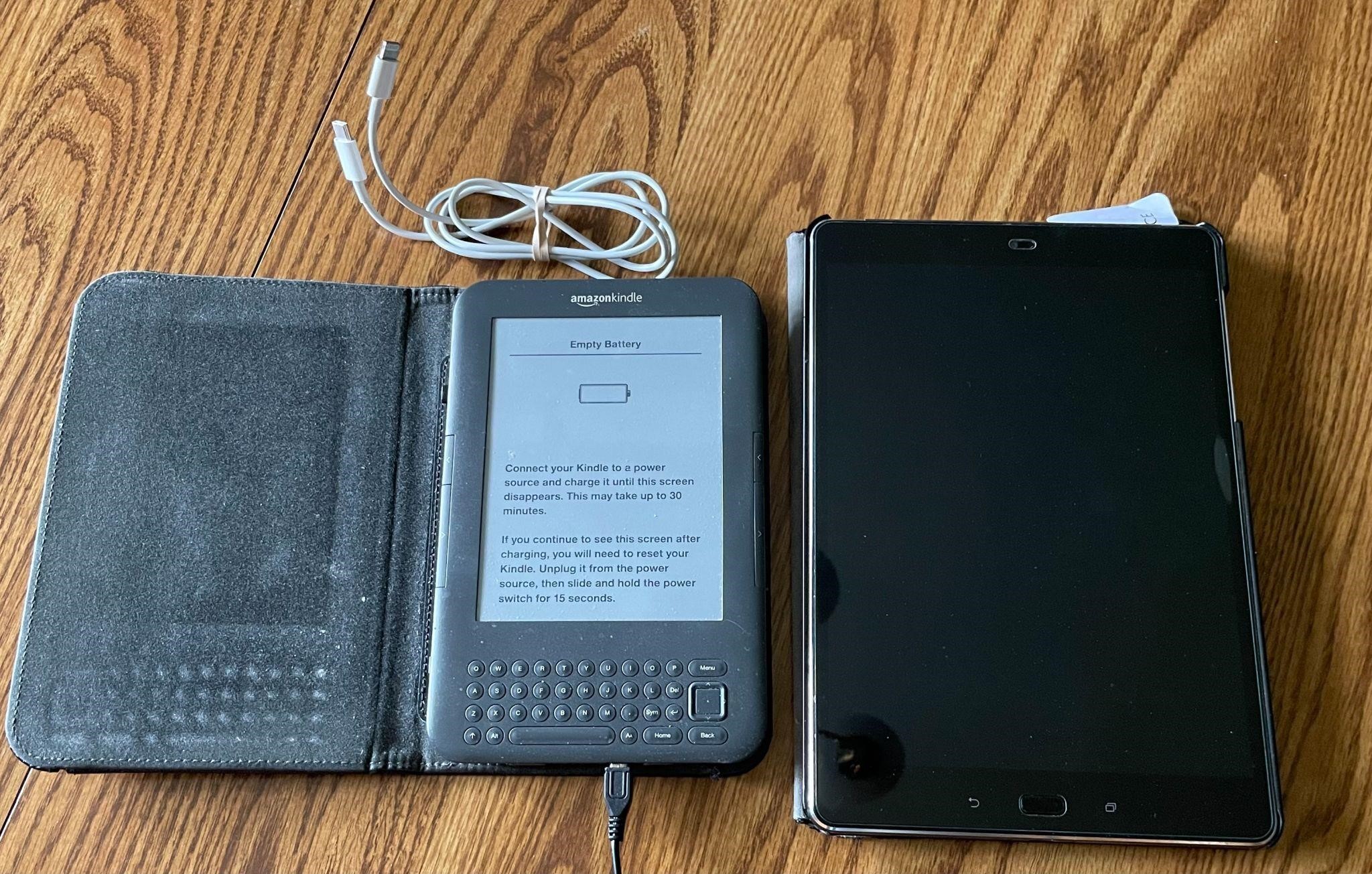 Amazon Kindle and Incipio notebook