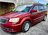 2012 CHRYSLER RED VAN, APPROX 75,547M