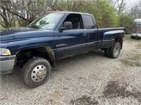 (T) 2001 Dodge 3500 4x4 extended cab truck
