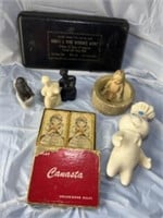 collectibles incl. Woman salt and pepper,