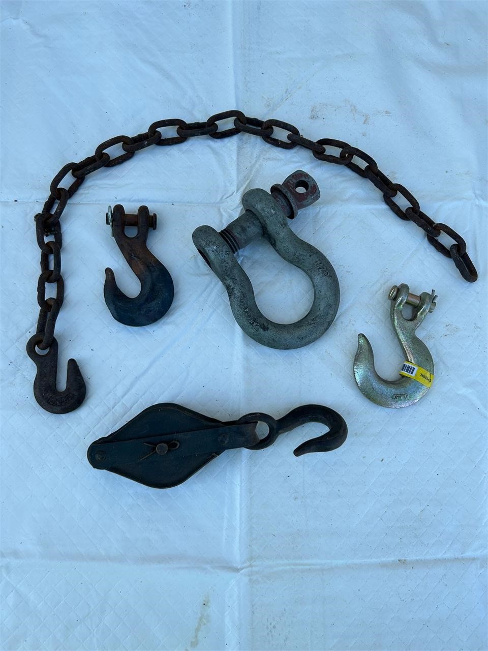 Hook and Chain Lot