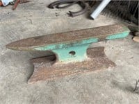 anvil 18 1/2 inches long stand 7 inches tall.