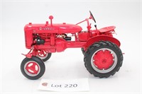 1/16 Scale Farmall Model A Tractor