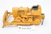 1/16 Scale 450 Dozer With Wench Missing Tracks
