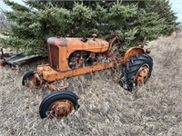 OFFSITE PATHLOW: Allis Chalmers WD Tractor