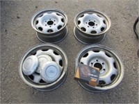 4-17in. 6 Hole Ford Rims w/Center Caps & Lug Nuts
