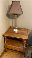 20" square end table with lamp