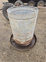 Small round hog feeder