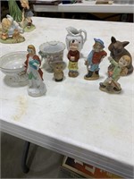 Figurines, a fox statue, pitcher, coffee
