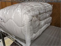 QUEEN MATTRESS PAD