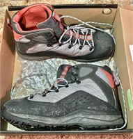 Simms hiking boots Men's size 12