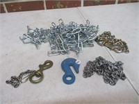 Lot of Chains & Clasp