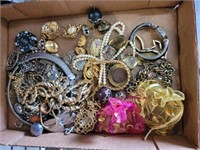 COSTUME JEWLERY