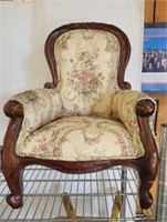 15IN X 21IN QUEEN ANNE STYLE CHILDS CHAIR