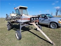 Melroe 220 Spra-Coupe Sprayer