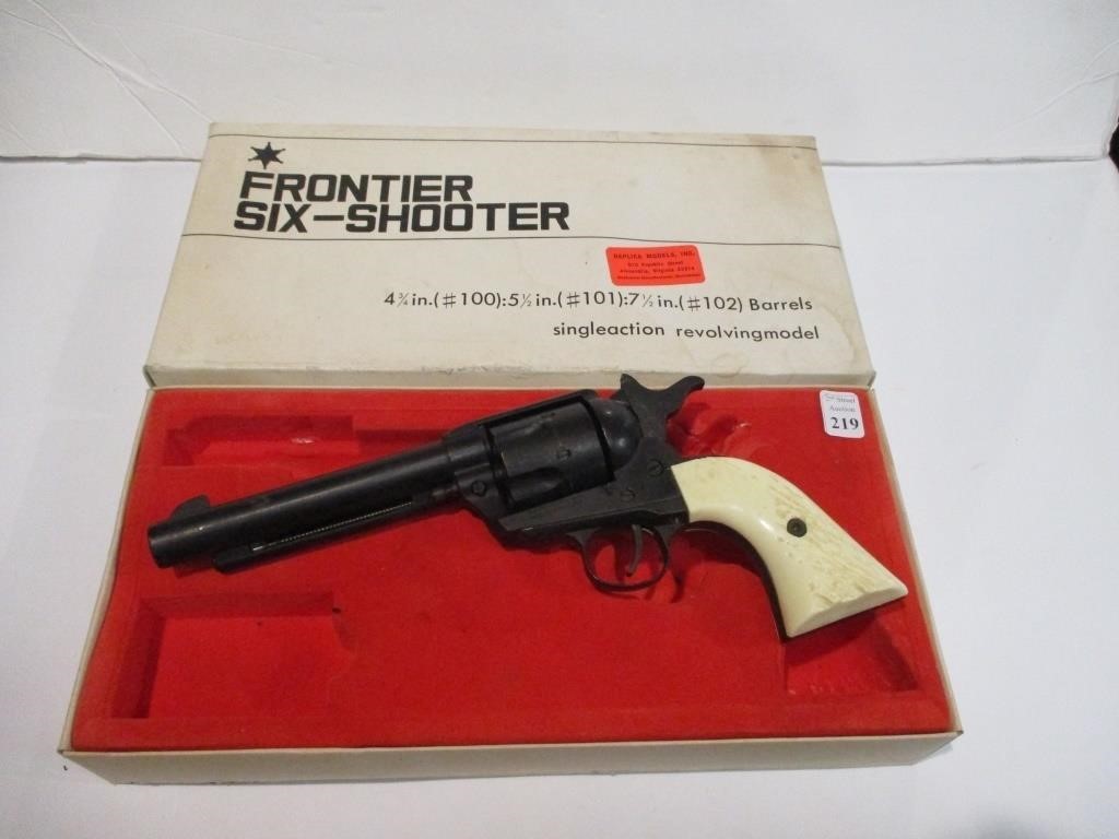 Replica Frontier Six Shooter Gun
