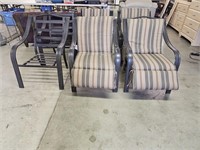 6 Metal Patio Chairs and 4 Cushions
