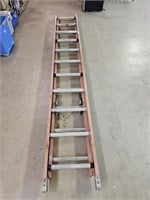 22' Fiberglass Extension Ladder