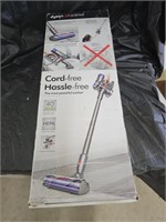 Dyson V8 animal Sweeper