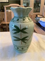 Green leaf vase 9-1/2 - 5