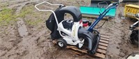 White Yard Boss 50 shreader /chipper / vacuum