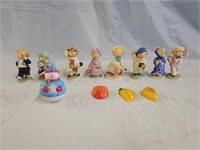 8 Franklin Porcelain Bear Figurines, Collectibles