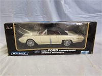 Welly 1962 Ford Thunderbird Die Cast Car