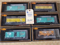 6 MTH HO Scale in Orig boxes