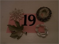 4 SILVER METAL BROOCHES