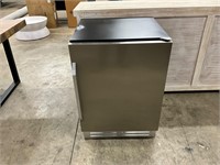 Velieta 24 Inch Stainless Beverage Refrigerator