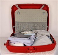 VINTAGE SUITCASE WITH LINENS INSIDE