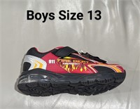 Boys Light Up Running Shoes With On/Off Size 13