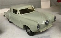 Studebaker wind-up sedan