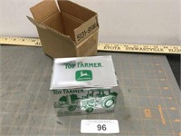 Ertl Toy Farmer JD 4230 diesel w/4-post Roll Gard,