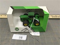 Ertl JD 4WD tractor, 1/64, motorized action