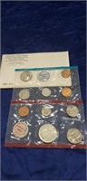 (1) 1969 U.S. Mint Uncirculated Coin Set