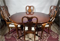 Dinning Room Table & Chairs