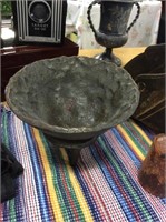 Primitive metal bowl