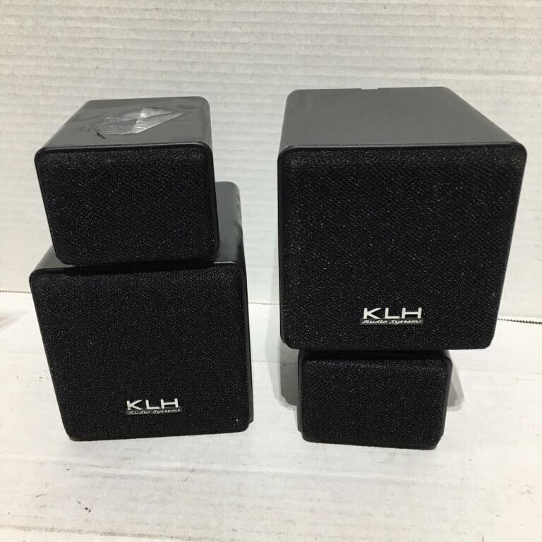 2 KLH Audio Systems Model 09 Speaker Set 100W