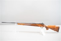 (R) Weatherby Mark V .7mm Wby Mag Rifle