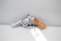(R) Taurus Model 941 .22 Magnum Revolver