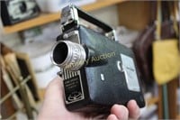 CINE-KODAK MAGAZINE 16 CAMERA