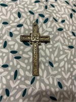 Beautiful Cross Pendant NEW