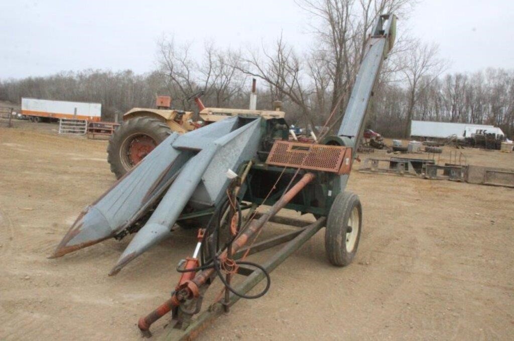 New Idea Single Row Corn Picker, Works Per Seller