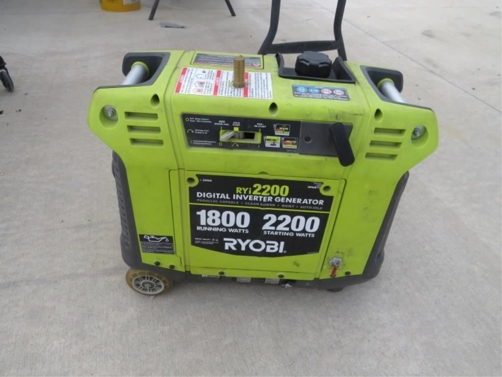 Ryobi 1800 / 2200 Watt Inverter / Generator (Gas)