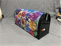 Mailbox w/Floral Cover