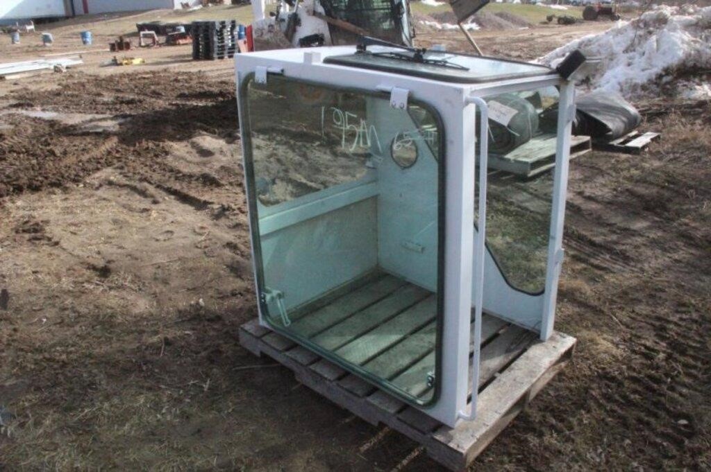 Skid Steer/Tractor Cab, Unknown Application