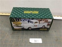Ertl Collectibles 1940 Ford pickkup truck