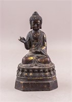 Chinese Antique Gilt Carved Buddha Sculpture